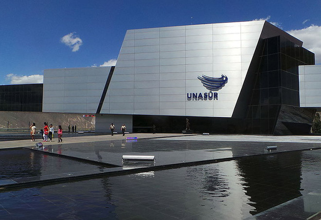 Tổng thống Ecuador muốn thu hồi tòa nhà trụ sở của UNASUR ảnh 1