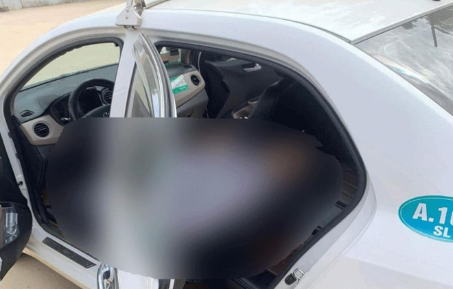 Một lái xe taxi tử vong bất thường trong xe tại di tích Điện Biên Phủ ảnh 1