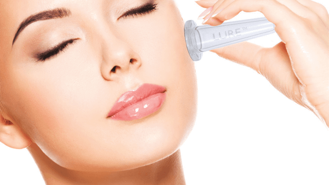 Botox xưa rồi, giờ phái đẹp chăm da bằng những liệu pháp này! ảnh 2