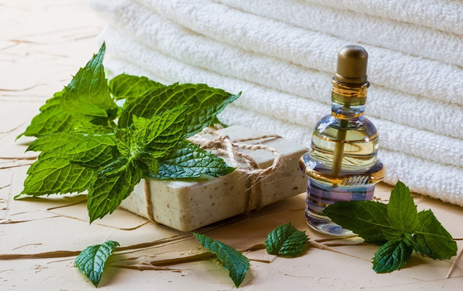 Phái đẹp nên cẩn trọng khi dùng mỹ phẩm chứa bạc hà ảnh 3