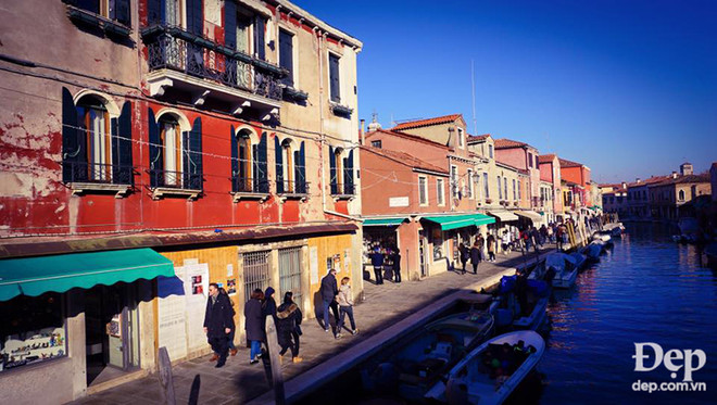 Burano - Hòn đảo bảy sắc cầu vồng rực rỡ trên đất nước Italy ảnh 4