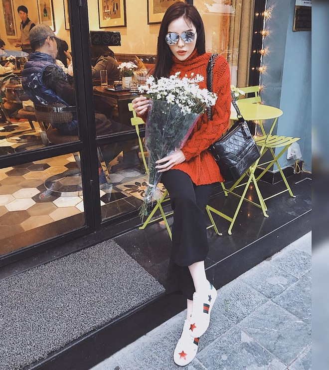 Street style 'gây thương nhớ' của mỹ nhân Việt những ngày đầu Đông ảnh 7