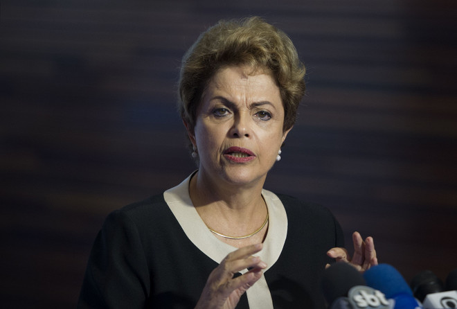 Tổng thống Brazil Rousseff sẽ không từ chức dù uy tín ở mức thấp ảnh 1