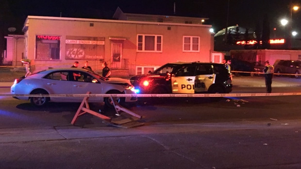 Canada điều tra khủng bố với vụ tấn công bằng dao vào cảnh sát ảnh 1