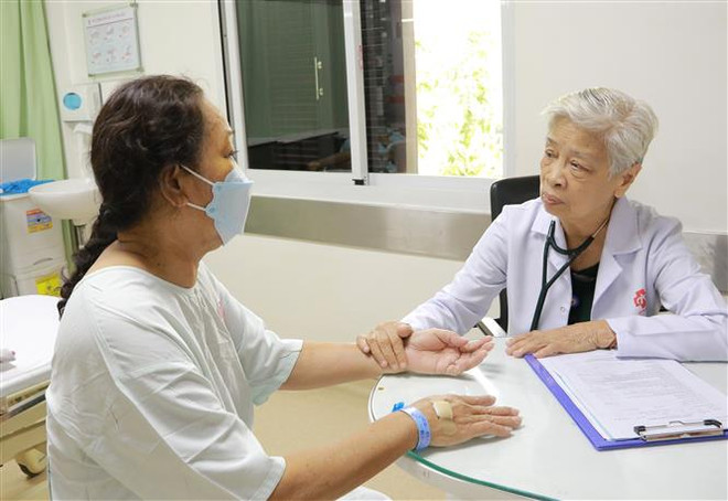 Phan Thị Hồ Hải - “Cây đại thụ” trong lĩnh vực gây mê hồi sức Việt Nam ảnh 4