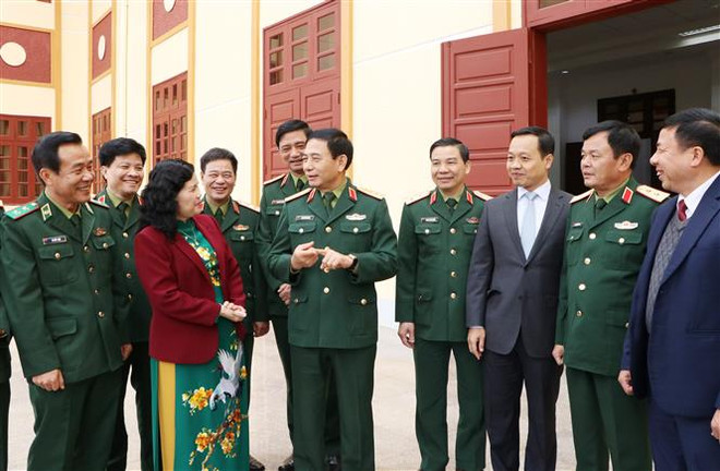 Lai Châu kết hợp phát triển KT-XH với bảo đảm quốc phòng, an ninh ảnh 2