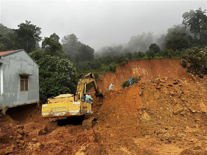 Trượt lở đất đá tại Việt Nam: Tăng cường ứng dụng khoa học tiên tiến ảnh 1