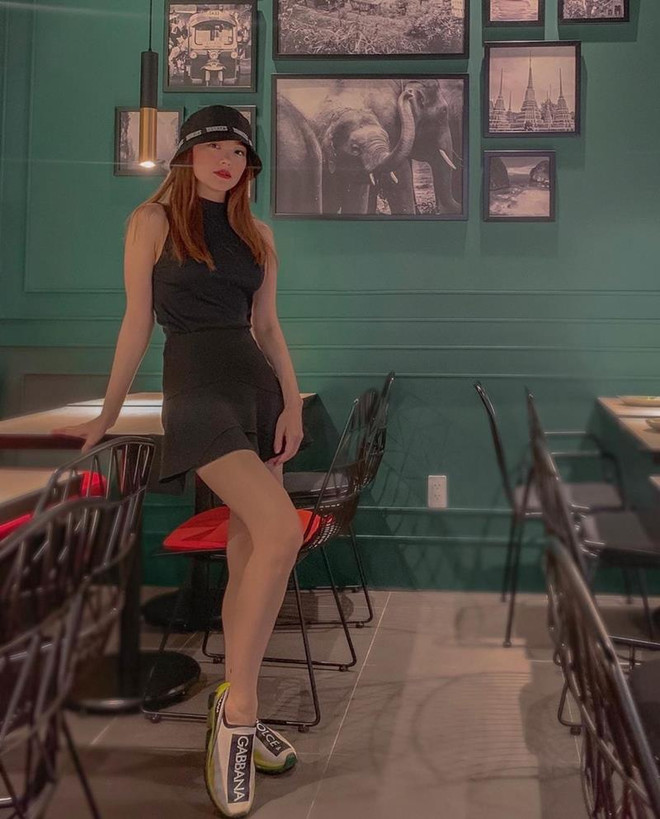 Học lỏm mẹo phối đồ, mix phụ kiện cực xinh của các sao Việt ảnh 14
