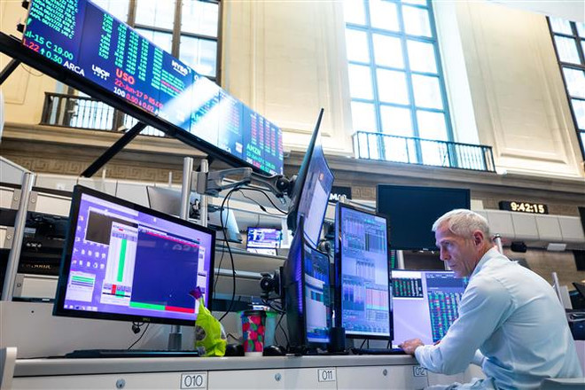 Chỉ số S&P 500 và Nasdaq Composite tiếp tục tăng trong tuần qua ảnh 1