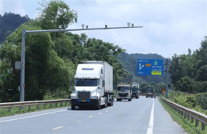 Bảo đảm tính mạng, sức khỏe, tài sản của người tham gia giao thông ảnh 2