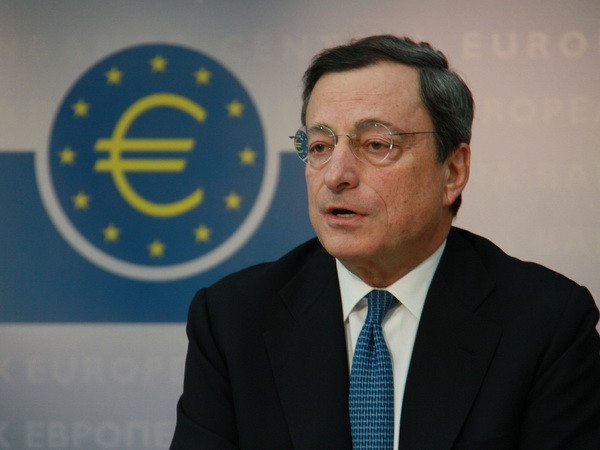 ECB có thể ra chính sách tiền tệ mới để chống giảm phát ảnh 1
