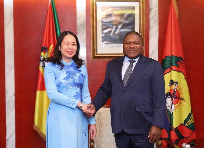 Phó Chủ tịch nước Võ Thị Ánh Xuân hội kiến Tổng thống Mozambique Filipe Nyusi. (Ảnh: Lâm Khánh/TTXVN) Dấu mốc mới trong quan hệ giữa Việt Nam với Mozambique và Nam Phi ảnh 2