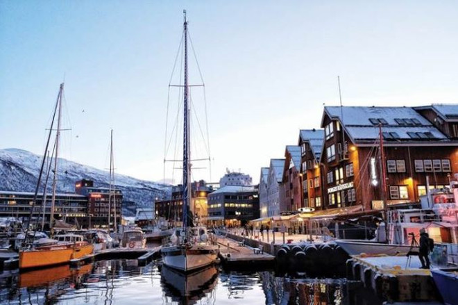 Hành trình đi săn Mặt Trời đêm tại vùng cực bắc Na Uy ảnh 2