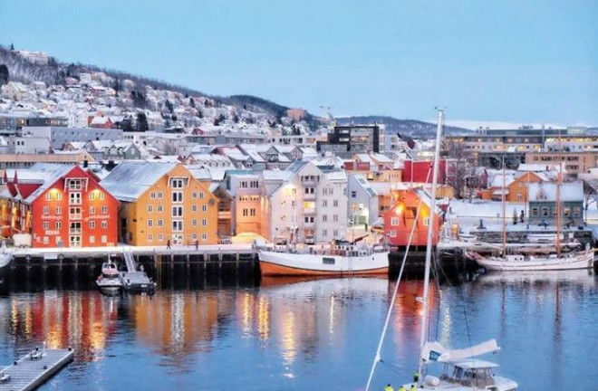 Hành trình đi săn Mặt Trời đêm tại vùng cực bắc Na Uy ảnh 8