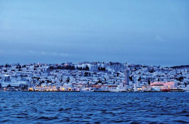 Hành trình đi săn Mặt Trời đêm tại vùng cực bắc Na Uy ảnh 7