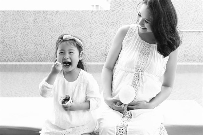 Những bà bầu của giới showbiz Việt - ai nóng bỏng hơn? ảnh 18