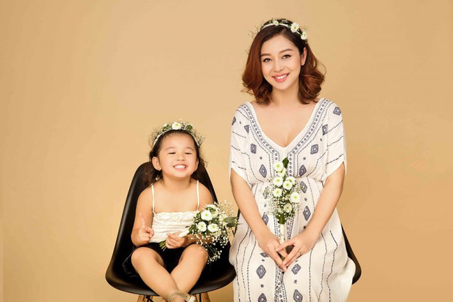 Những bà bầu của giới showbiz Việt - ai nóng bỏng hơn? ảnh 15