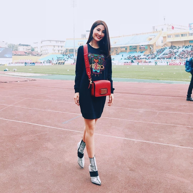 Ngất ngây với '50 sắc thái' street style của mỹ nhân Việt ảnh 13