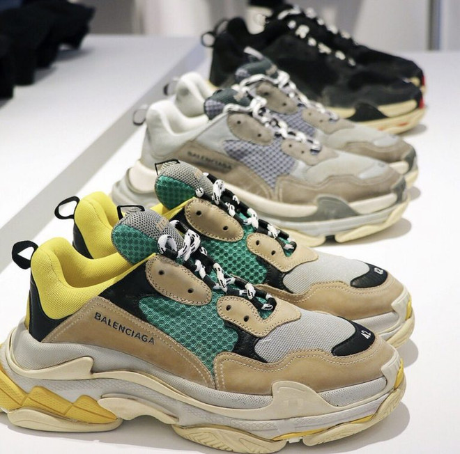 Sneakers 'ông già': Xu hướng kỳ lạ nhưng khó cưỡng trong năm 2018 ảnh 1