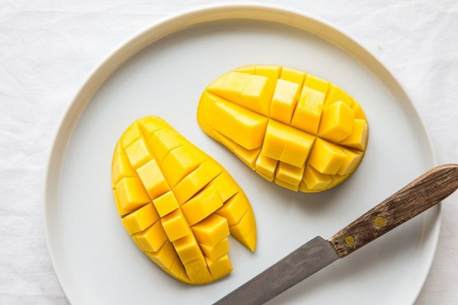 Làn da của bạn sẽ trở nên "xấu xí" nếu ăn liên tục những loại quả này ảnh 6