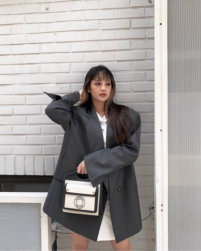 Pocket Bag - tuyệt phẩm túi của Burberry "khuynh đảo" dàn sao thế giới ảnh 7