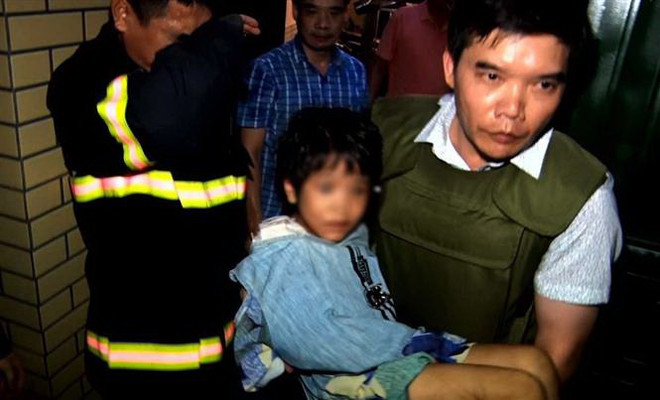 Vụ cháu bé bị bố bạo hành: Di lý đối tượng Đặng Trung Kiên về Bắc Ninh ảnh 1