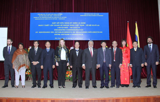 Gặp gỡ hữu nghị kỷ niệm thiết lập quan hệ Việt Nam-Venezuela ảnh 1