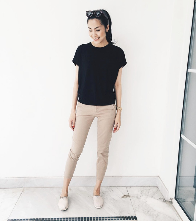 Phái đẹp ngưỡng mộ bí quyết phối đồ giấu bụng bầu của Tăng Thanh Hà ảnh 1