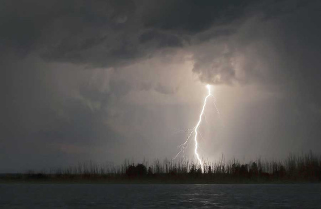 Bangladesh: Sét đánh khiến 16 người tham gia lễ cưới thiệt mạng ảnh 1