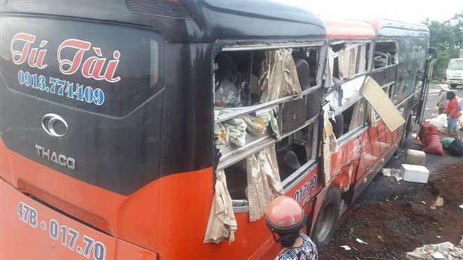 Gia Lai: Hai xe khách giường nằm tông nhau, bảy người bị thương ảnh 2