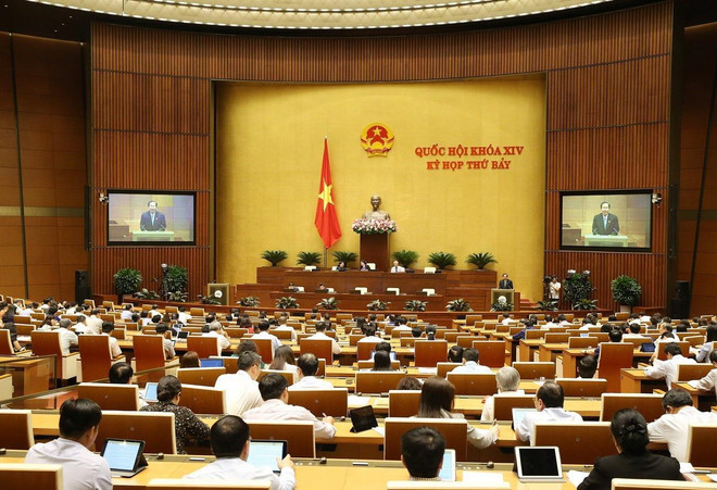 Khắc phục tình trạng 'vào dễ, ra khó' trong quản lý viên chức ảnh 1