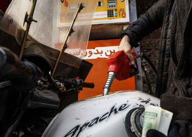 Giá dầu giảm tác động tiêu cực đến tăng trưởng của Trung Đông-Bắc Phi ảnh 1