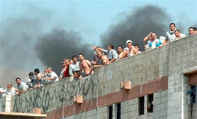 Bạo loạn giữa các băng đảng trong tù Mexico, ít nhất 13 người chết ảnh 1