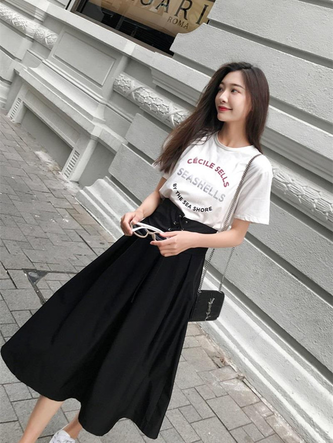 Tuyệt chiêu diện áo phông giúp phái đẹp cả tuần xinh tươi ảnh 10