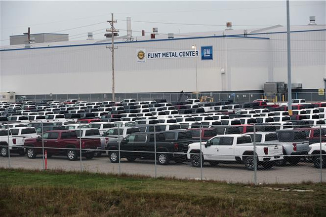 Nhà máy của hãng ôtô General Motors (GM). (Ảnh: AFP/TTXVN) Hãng GM triệu hồi xe thể thao ở Canada do lỗi hệ thống túi khí ảnh 1