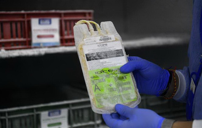 FDA xin lỗi vì nói sai về hiệu quả huyết tương trong điều trị COVID-19 ảnh 1