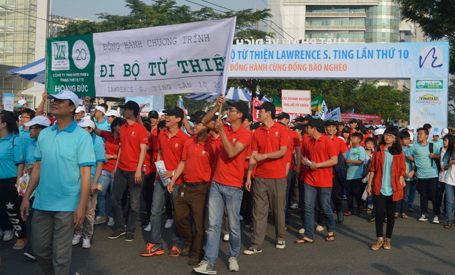 14.000 người đi bộ gây quỹ hơn 3 tỷ đồng giúp người nghèo đón Tết ảnh 1