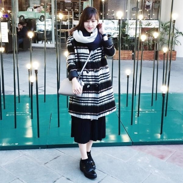 Chiêm ngưỡng phong cách đầu năm của tín đồ thời trang Việt ảnh 10