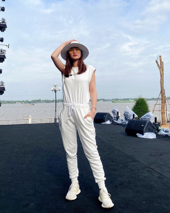 Sao Việt diện gì xuống phố trong tuần đầu tiên của năm 2021? ảnh 6