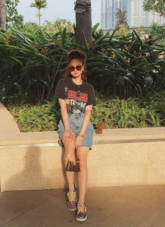 Sao Việt diện gì xuống phố trong tuần đầu tiên của năm 2021? ảnh 7