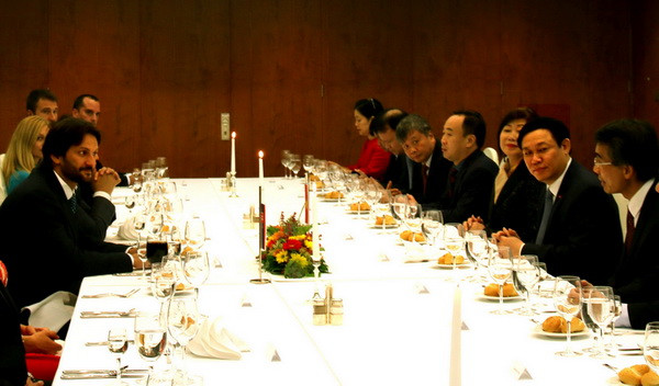 Việt Nam mong muốn tiếp nhận thêm các dòng vốn đầu tư từ Slovakia ảnh 1