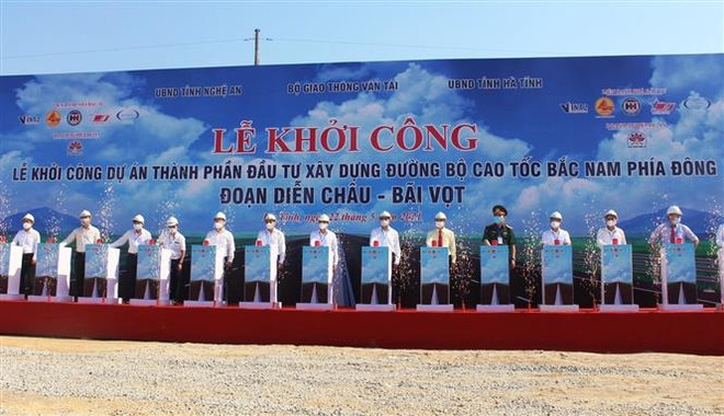 Hai dự án thành phần cao tốc Bắc-Nam vẫn đang đàm phán để vay vốn ảnh 1