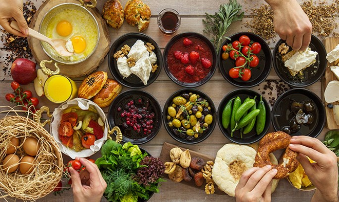 Hàm lượng thực phẩm mỗi ngày để đủ chất dinh dưỡng cần thiết ảnh 2