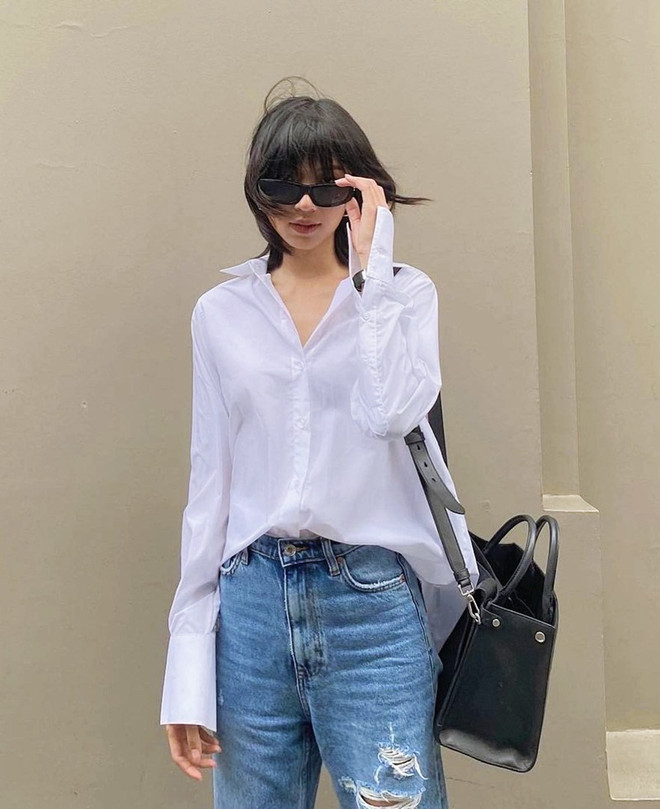 Combo sơmi, quần jeans phủ sóng thời trang đường phố của dàn sao Việt ảnh 2