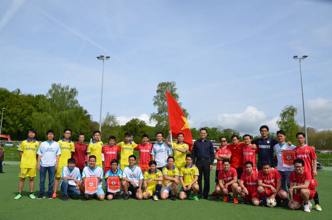 Chính thức thành lập Hội Thanh niên Việt Nam tại Thụy Sĩ ảnh 1