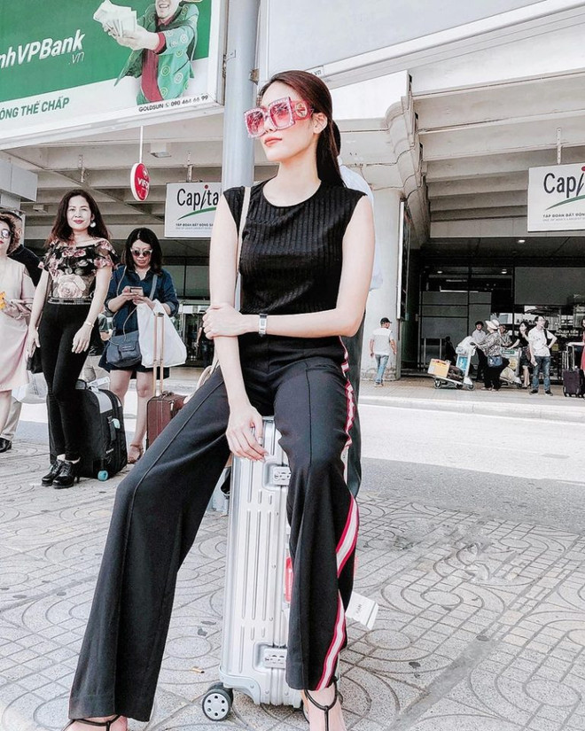 Mỹ nhân Việt “ướp lạnh” ngày hè với street style ngập tràn sắc trắng ảnh 16