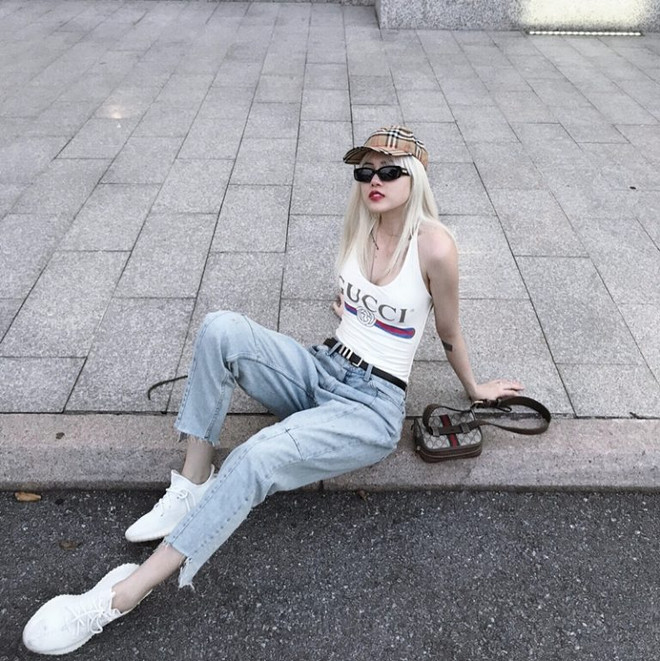 Mỹ nhân Việt “ướp lạnh” ngày hè với street style ngập tràn sắc trắng ảnh 12