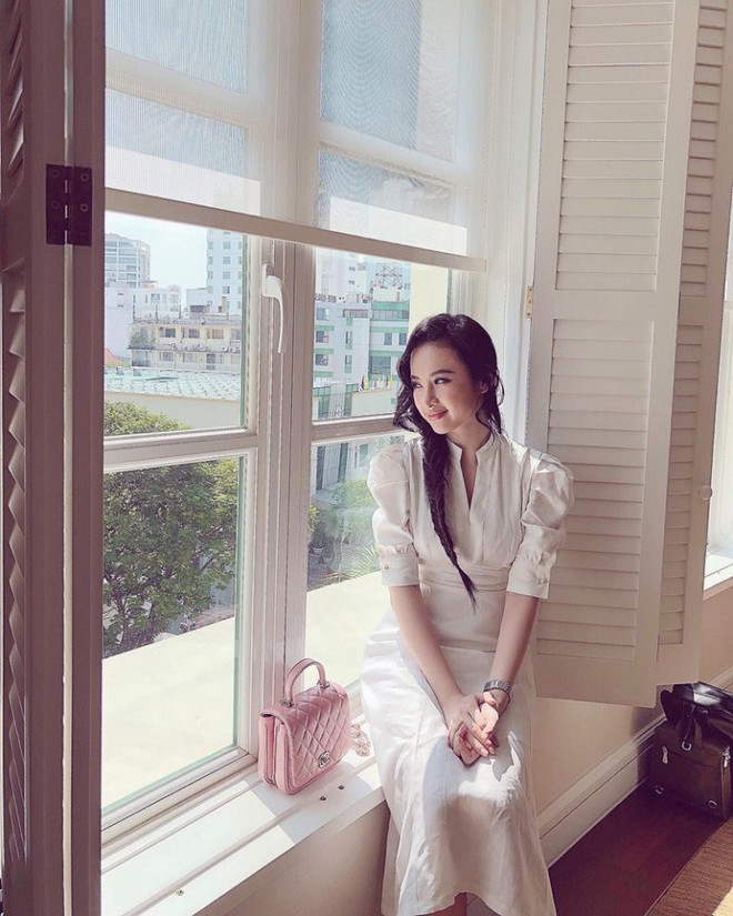 Mỹ nhân Việt “ướp lạnh” ngày hè với street style ngập tràn sắc trắng ảnh 3