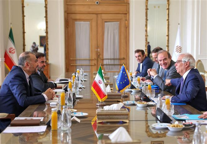 Iran hối thúc Mỹ chọn giữa thỏa thuận hạt nhân hoặc yêu cầu đơn phương ảnh 1