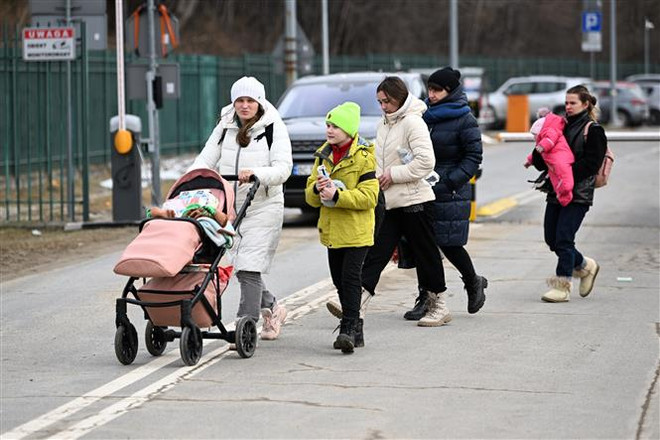 EU mở trung tâm y tế tại Ba Lan chăm sóc các bệnh nhân Ukraine ảnh 1